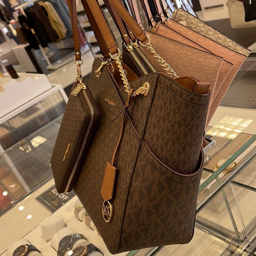 MICHAEL KORS LG X CHAIN SHOULDER TOTE &  JST Large Travel CONTINENTAL Wallet - Picture 3 of 16